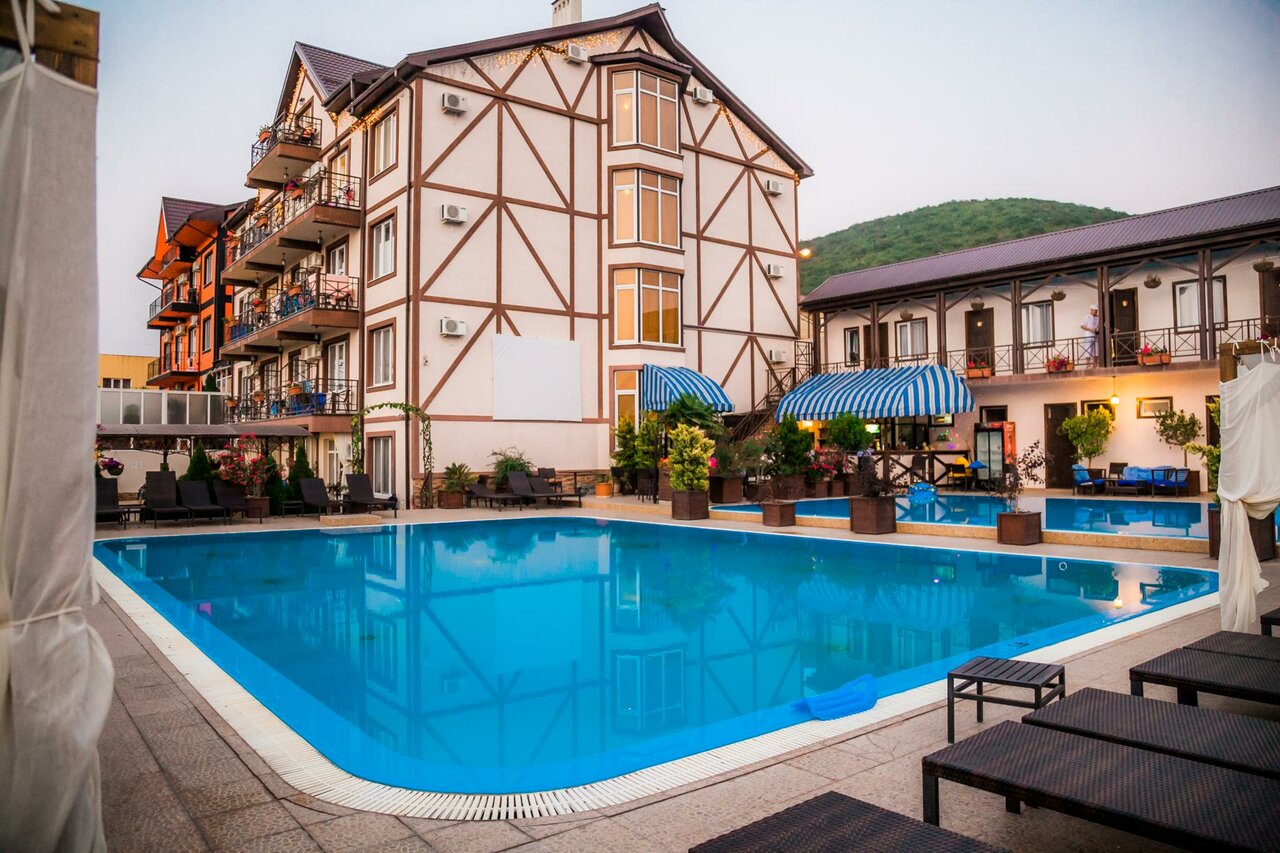 Гостиница Бонжур Сукко-64