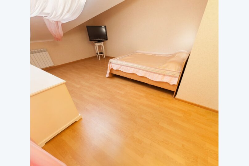 Гостиница Бонжур Сукко-53