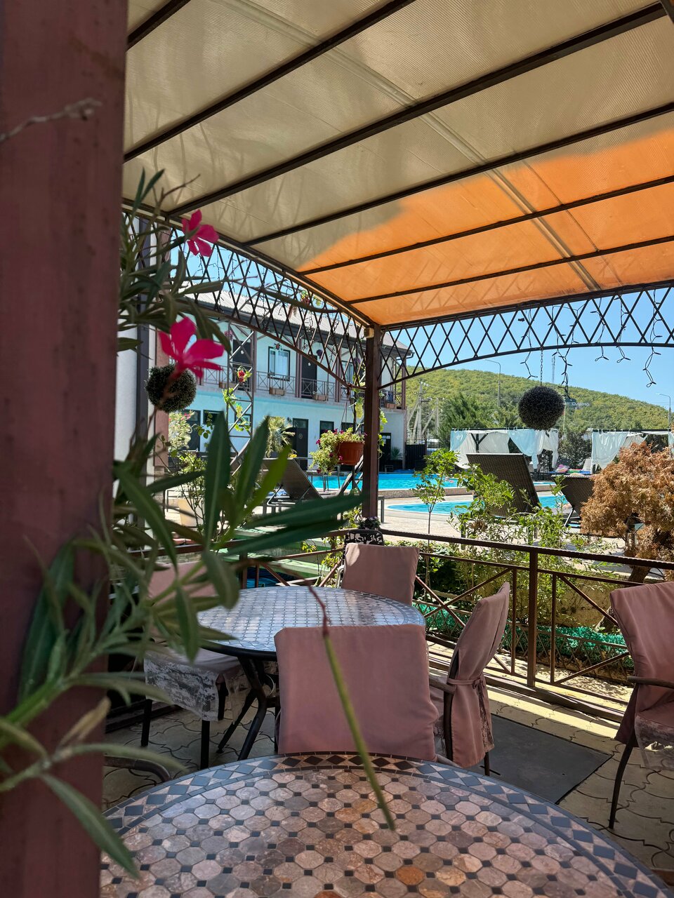 Гостиница Бонжур Сукко-217