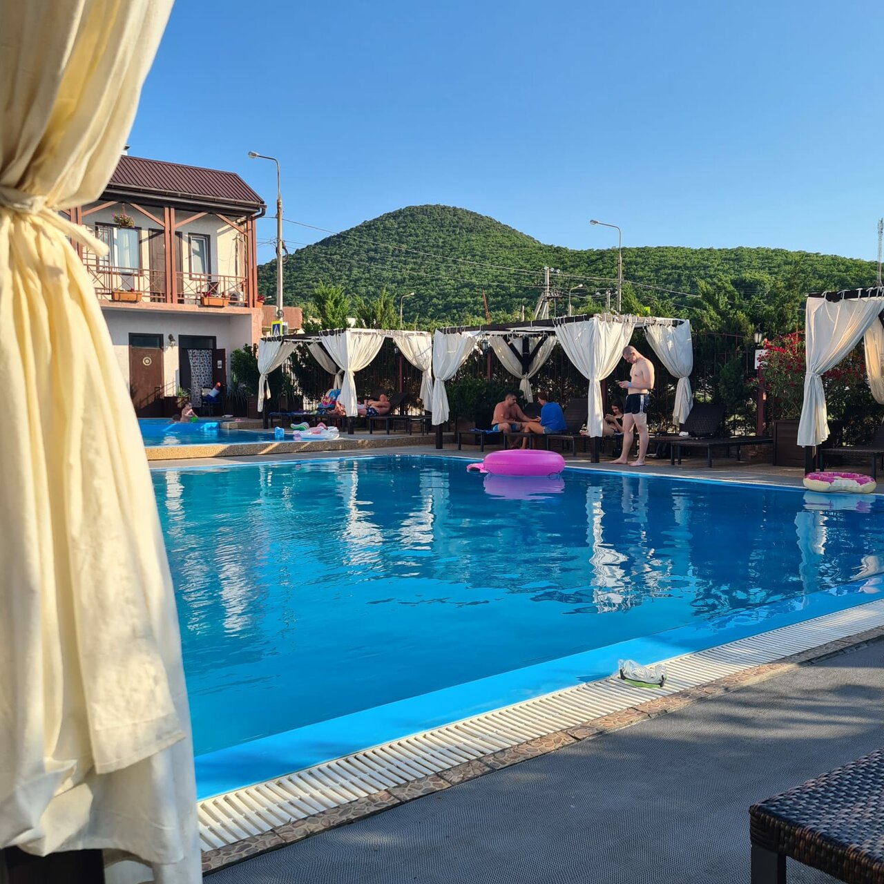 Гостиница Бонжур Сукко-160