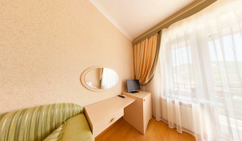 Гостиница Бонжур Сукко-88