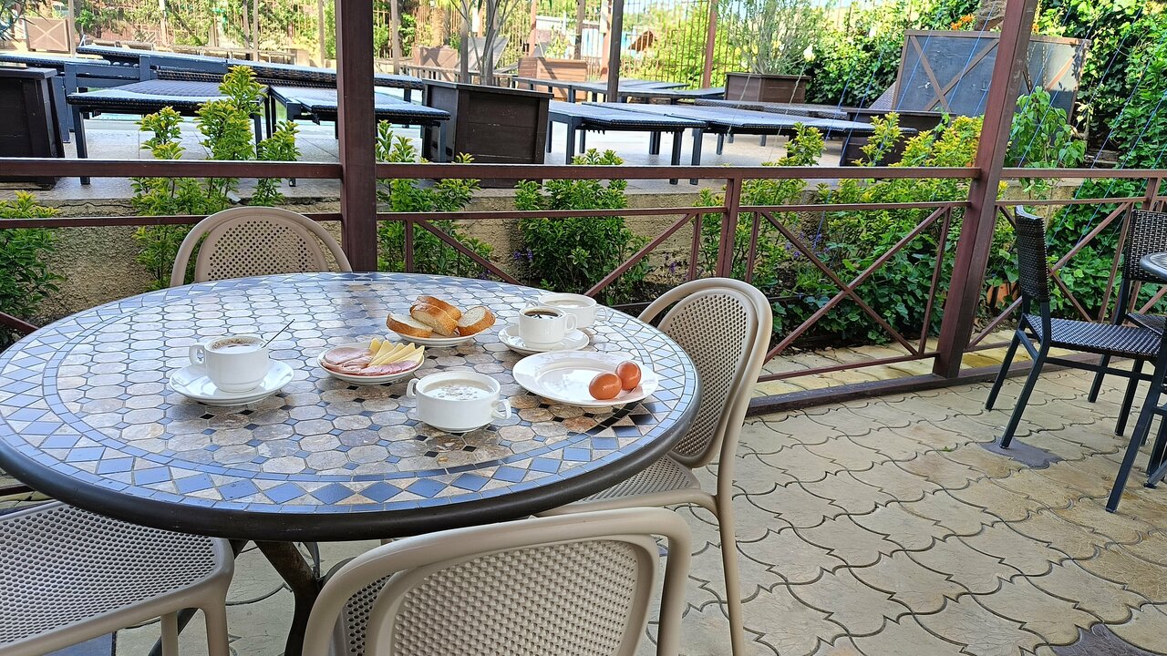 Гостиница Бонжур Сукко-130