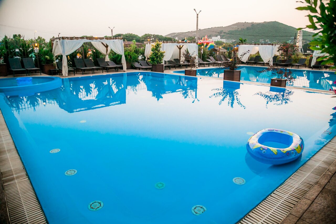 Гостиница Бонжур Сукко-56