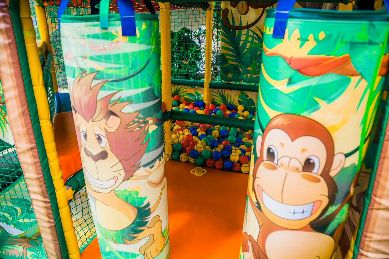 Гостиница Бонжур Сукко-76