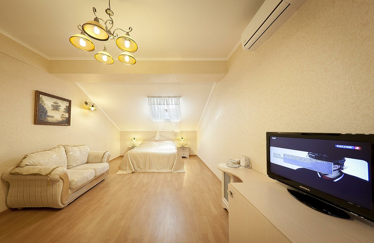 Гостиница Бонжур Сукко-67