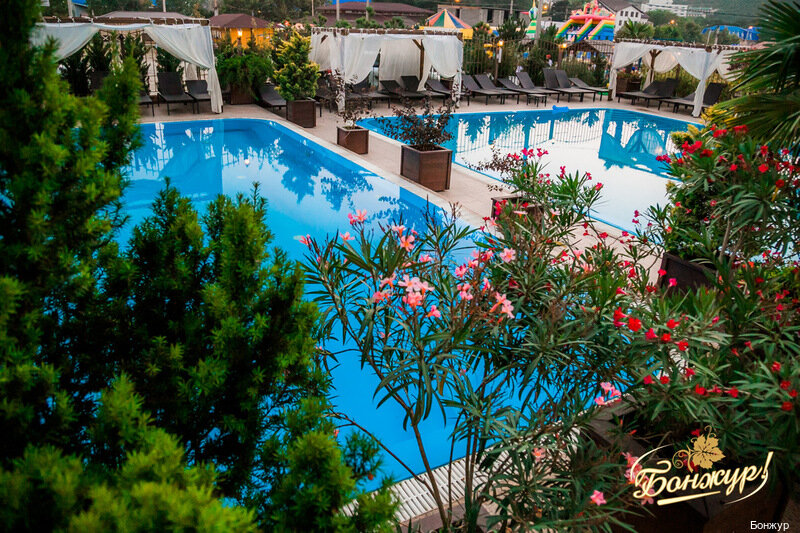 Гостиница Бонжур Сукко-120