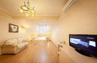 Гостиница Бонжур Сукко Номер-студия-2