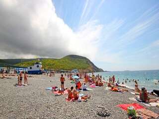 Гостиница Бонжур Сукко-3