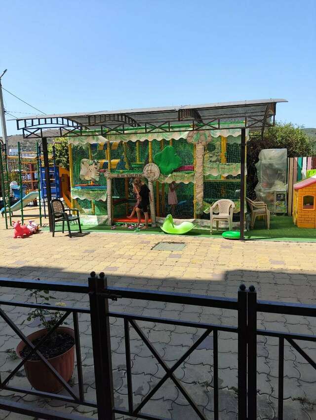 Гостиница Бонжур Сукко-141