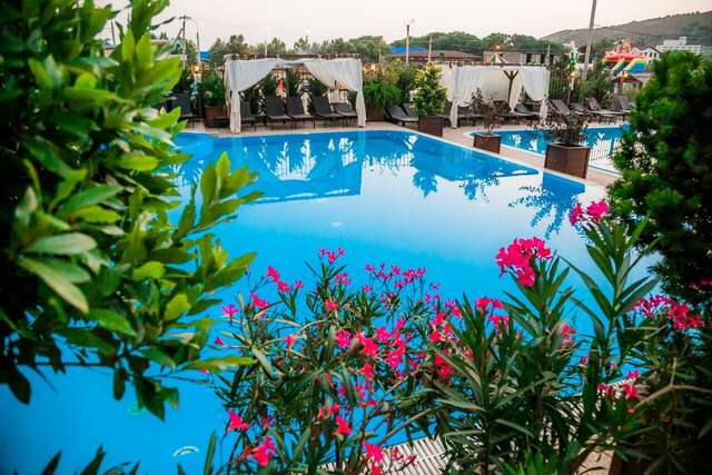 Гостиница Бонжур Сукко-50