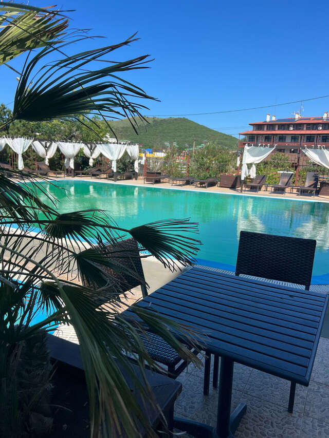 Гостиница Бонжур Сукко-117