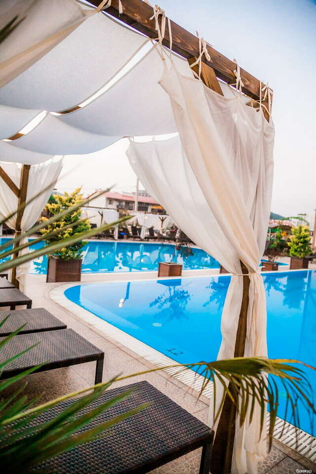 Гостиница Бонжур Сукко-165