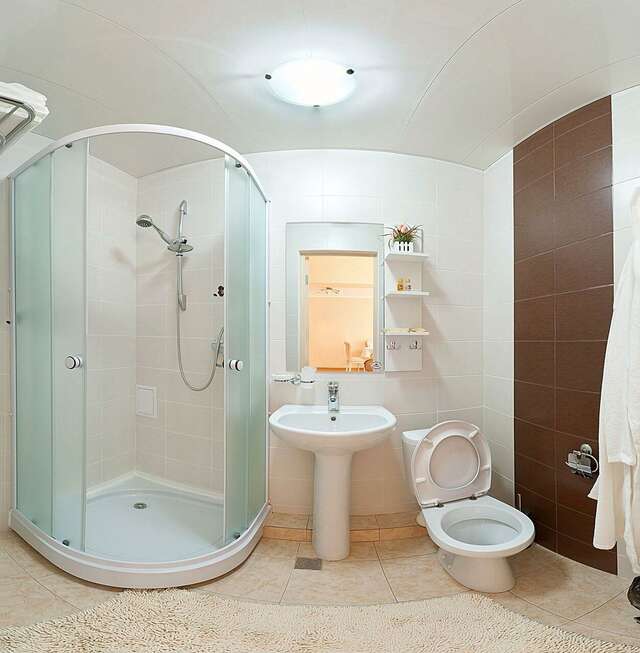 Гостиница Бонжур Сукко-69