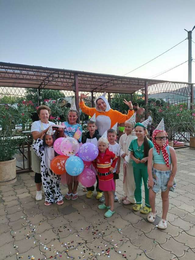 Гостиница Бонжур Сукко-123