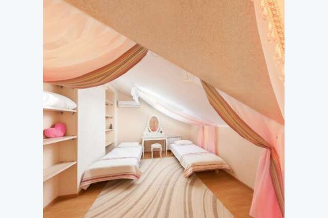 Гостиница Бонжур Сукко-92