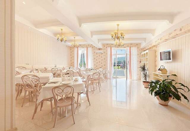 Гостиница Бонжур Сукко-60