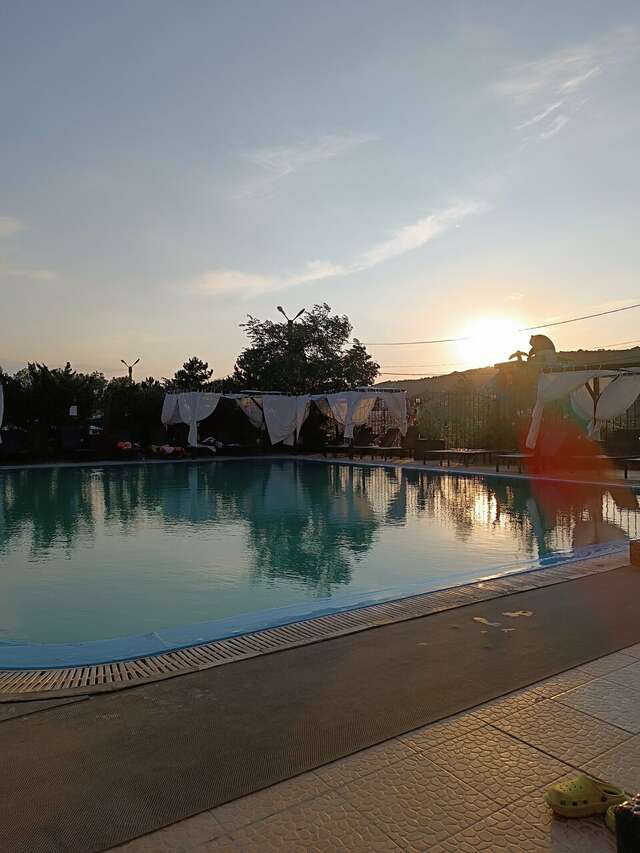 Гостиница Бонжур Сукко-192