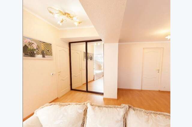 Гостиница Бонжур Сукко-47