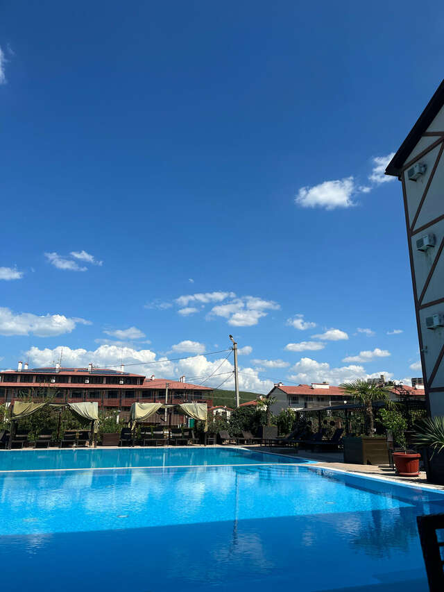 Гостиница Бонжур Сукко-177