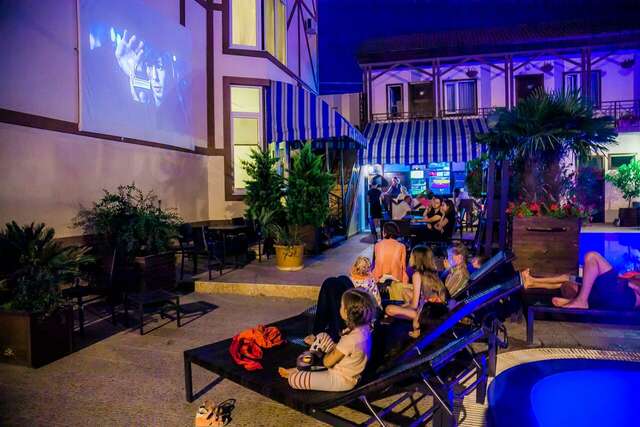 Гостиница Бонжур Сукко-77