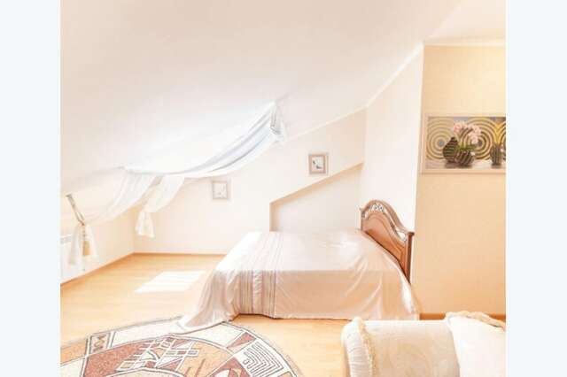 Гостиница Бонжур Сукко-40