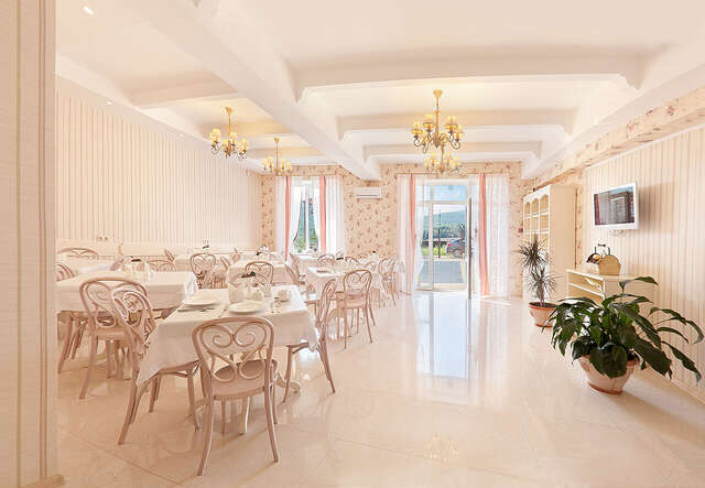 Гостиница Бонжур Сукко-88