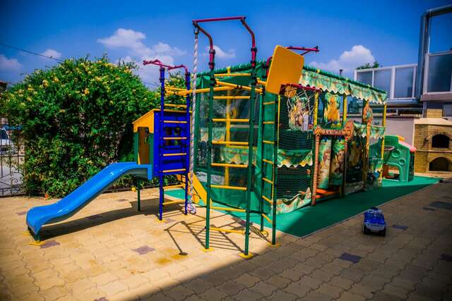 Гостиница Бонжур Сукко-10